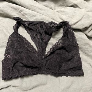 Black Victoria’s Secret bralette